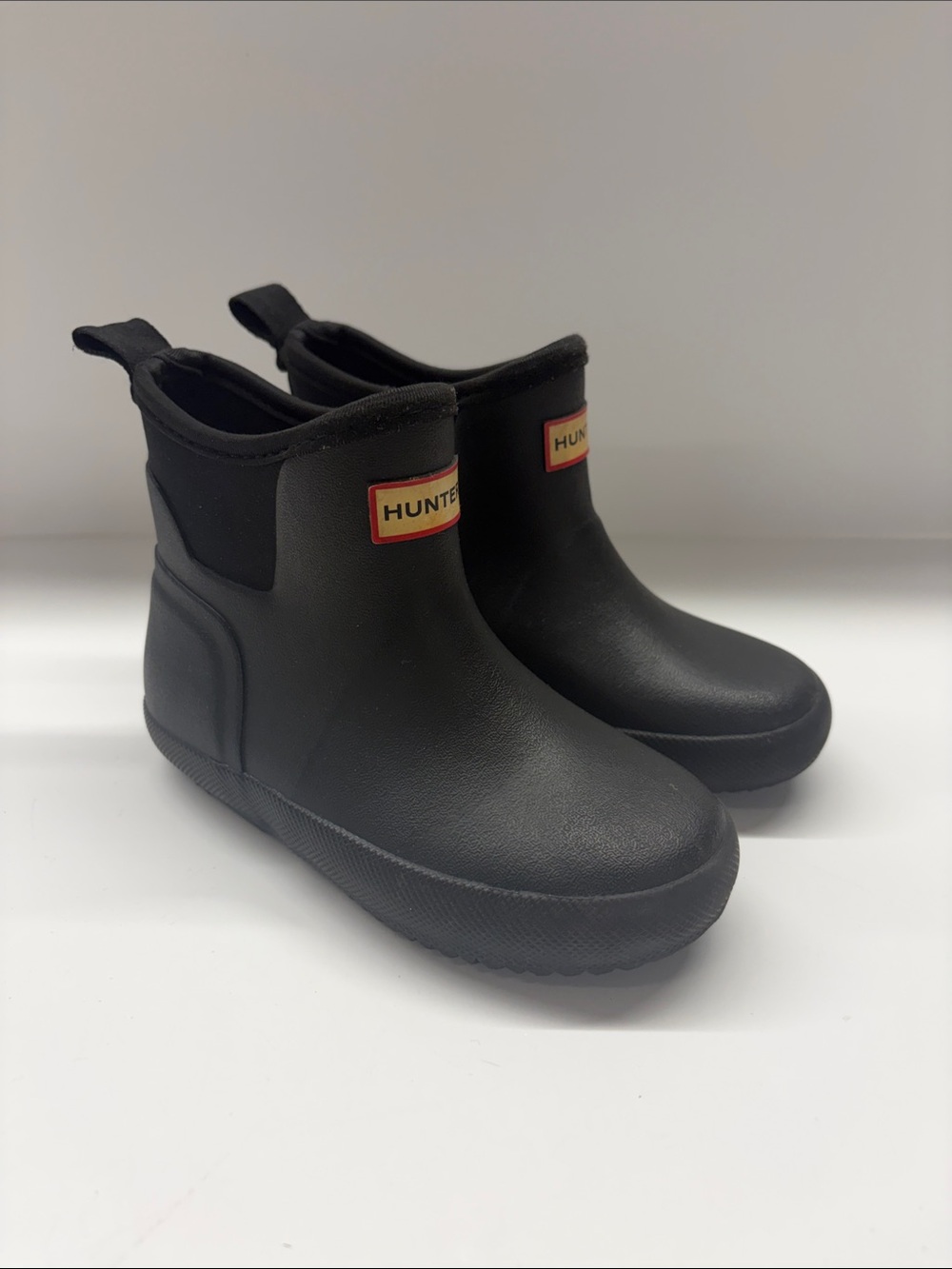 Used Hunter Kids Black Boots Size 10